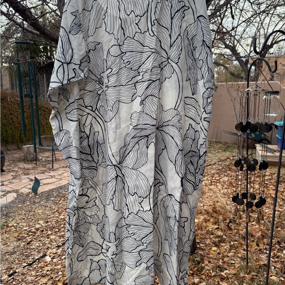 Cost Plus World Market Black and White Leaf Dress - Picture 3 of 8